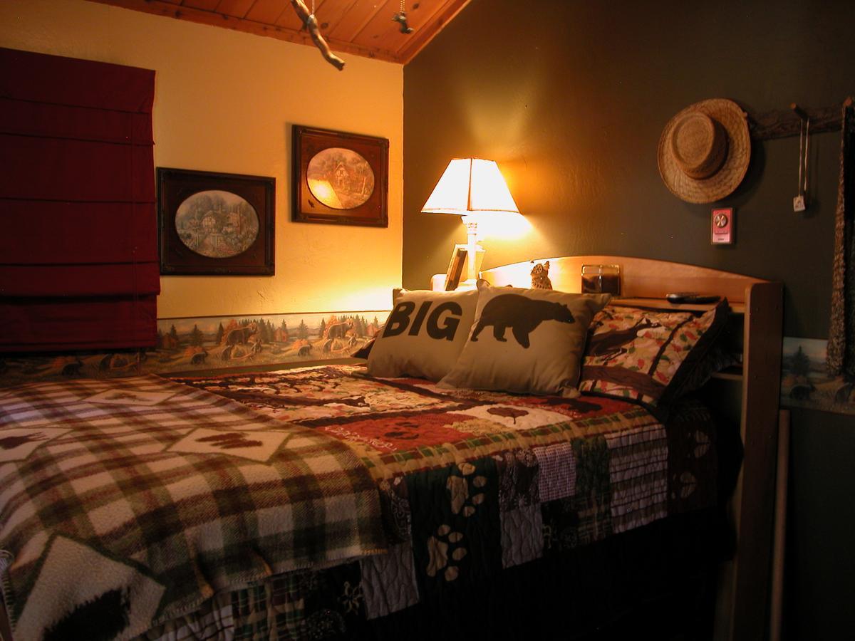 Owl Pine Ranch Big Bear City Exterior foto